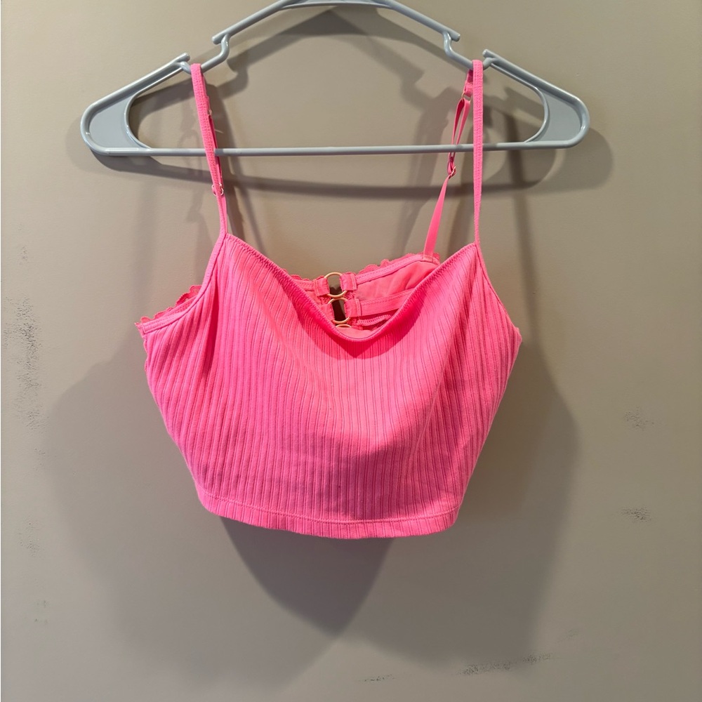 Aerie top